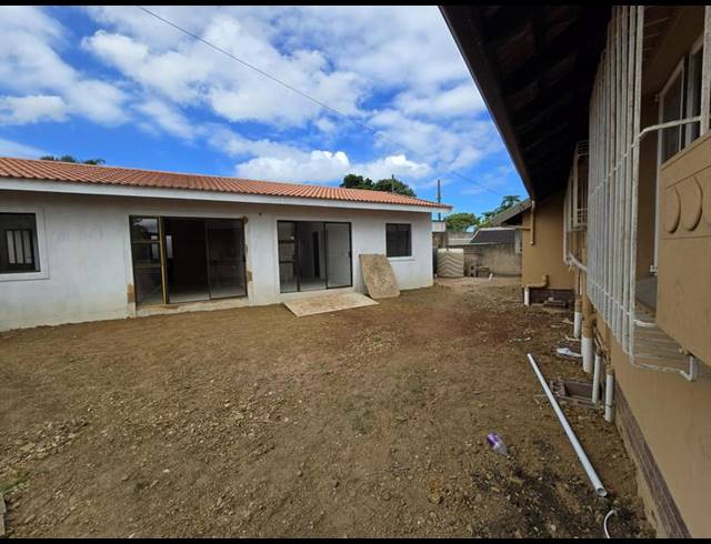 0 BEDROOM COMPLEX FOR SALE IN SARNIA